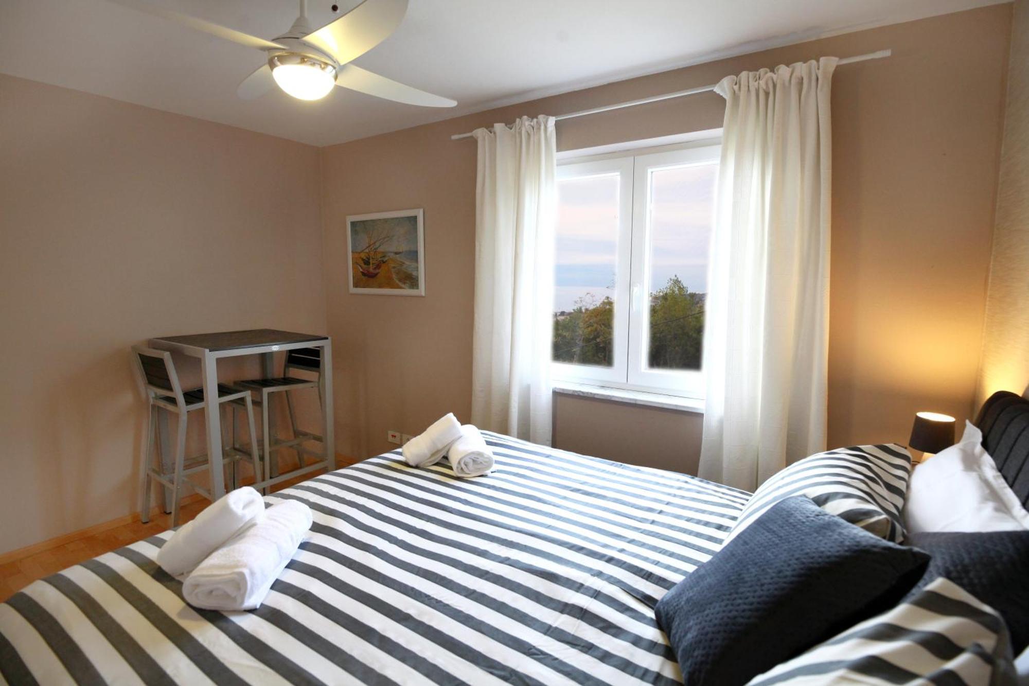 Apartamento Sea View Olive Retreat Portoroz Exterior foto